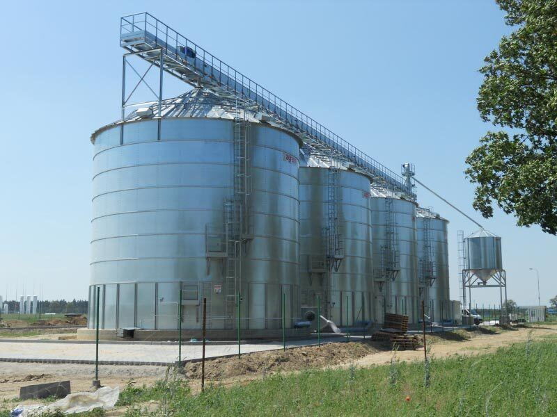 Grand projet industriel : batterie de silos